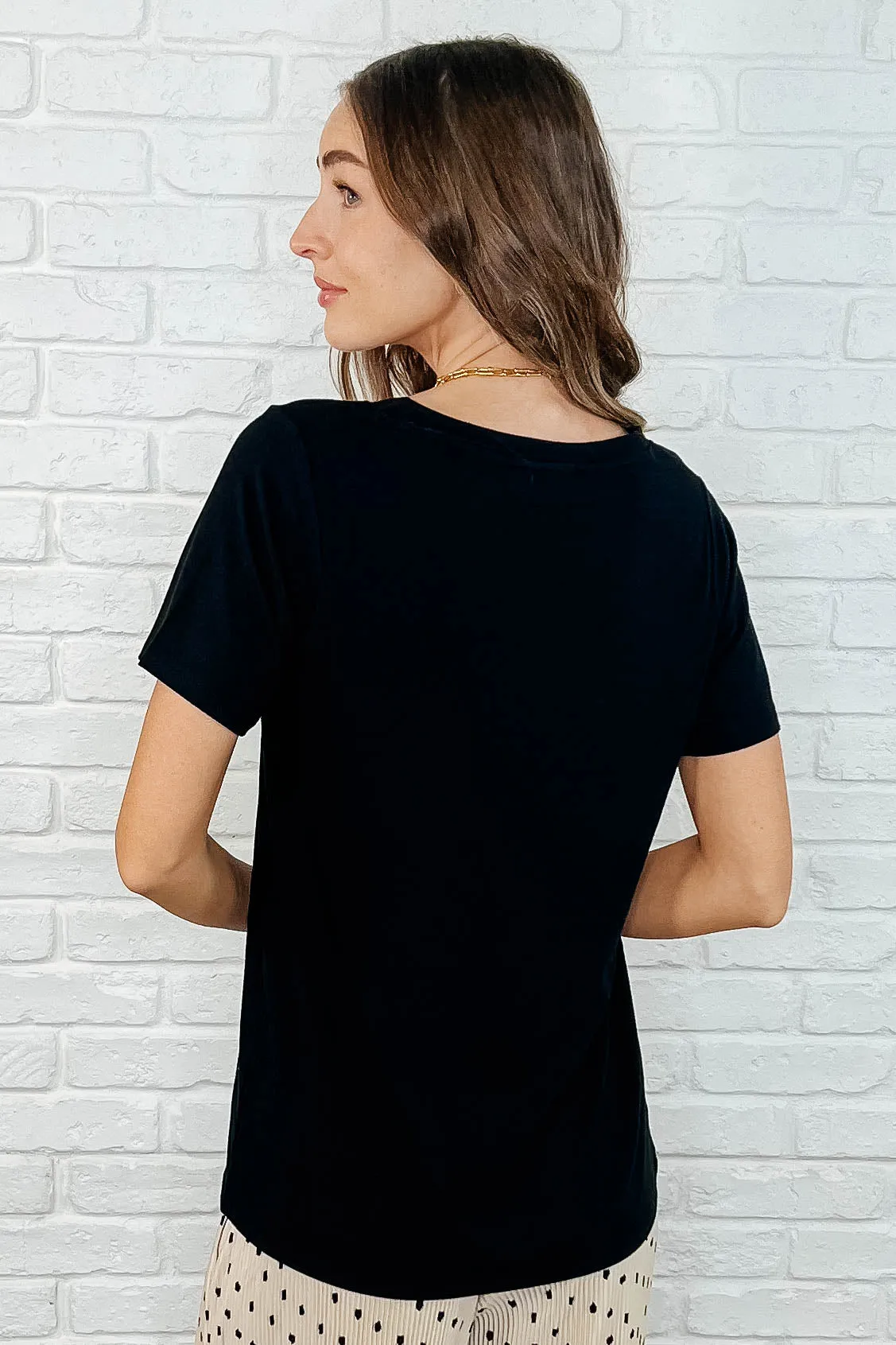 Every Outfit Basic V-Neck Top in Black